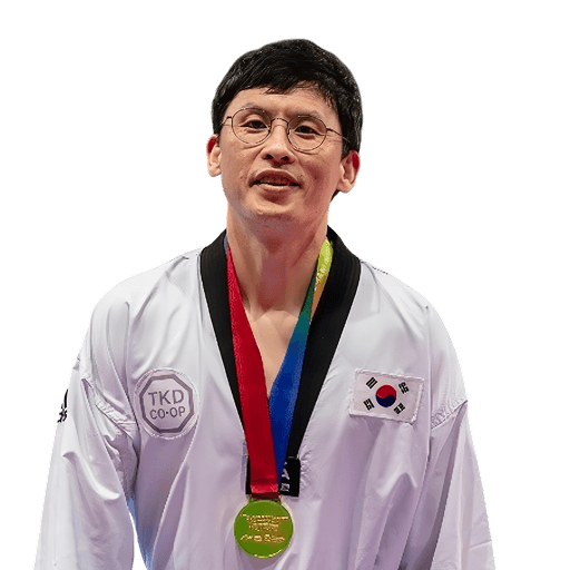 품새부터 겨루기까지, 태권도의 모든 것
남녀노소 누구나 즐겁게 배울 수 있는
태권도 클래스!